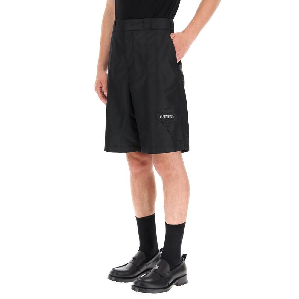 Bermudashorts mit Blumenstickerei