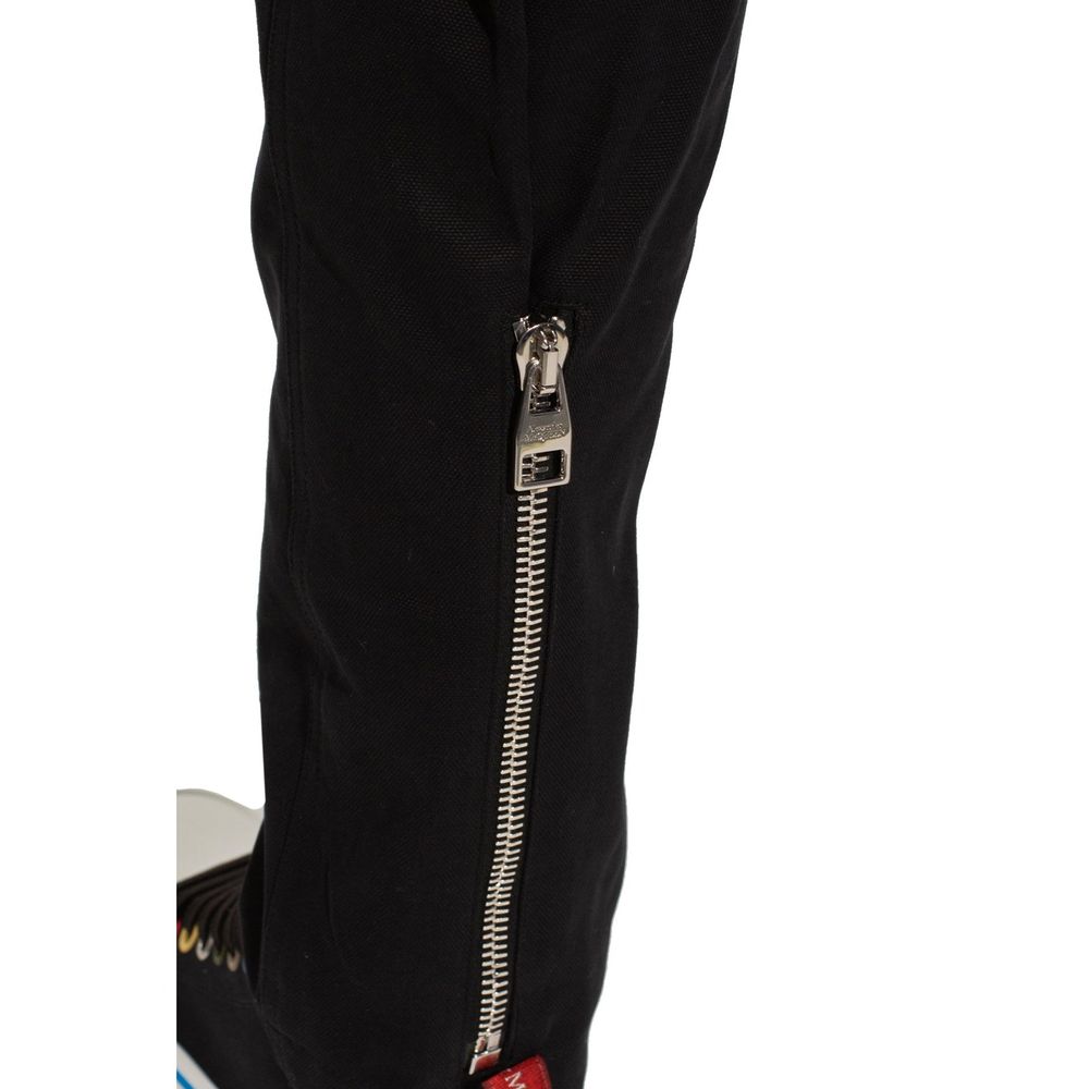 Hose mit Bügelfalten