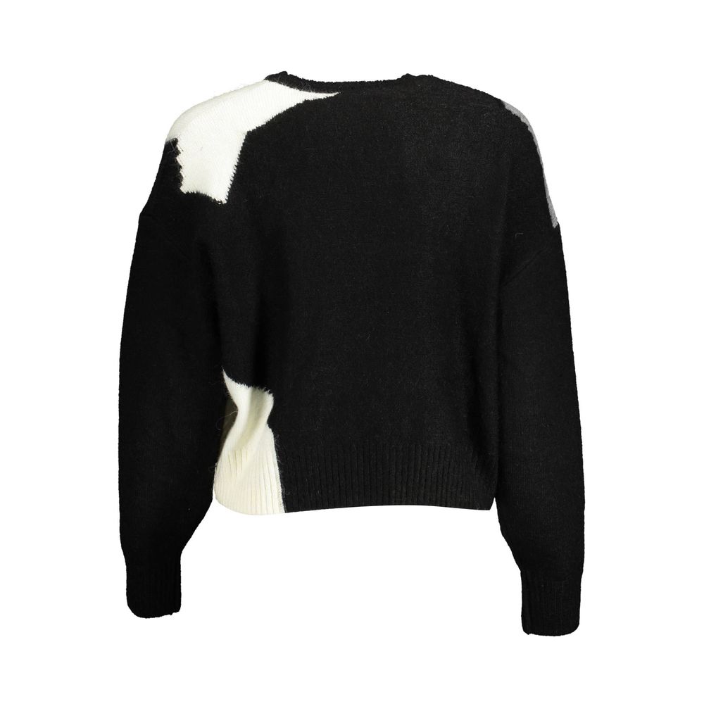 Schwarzer Polyesterpullover