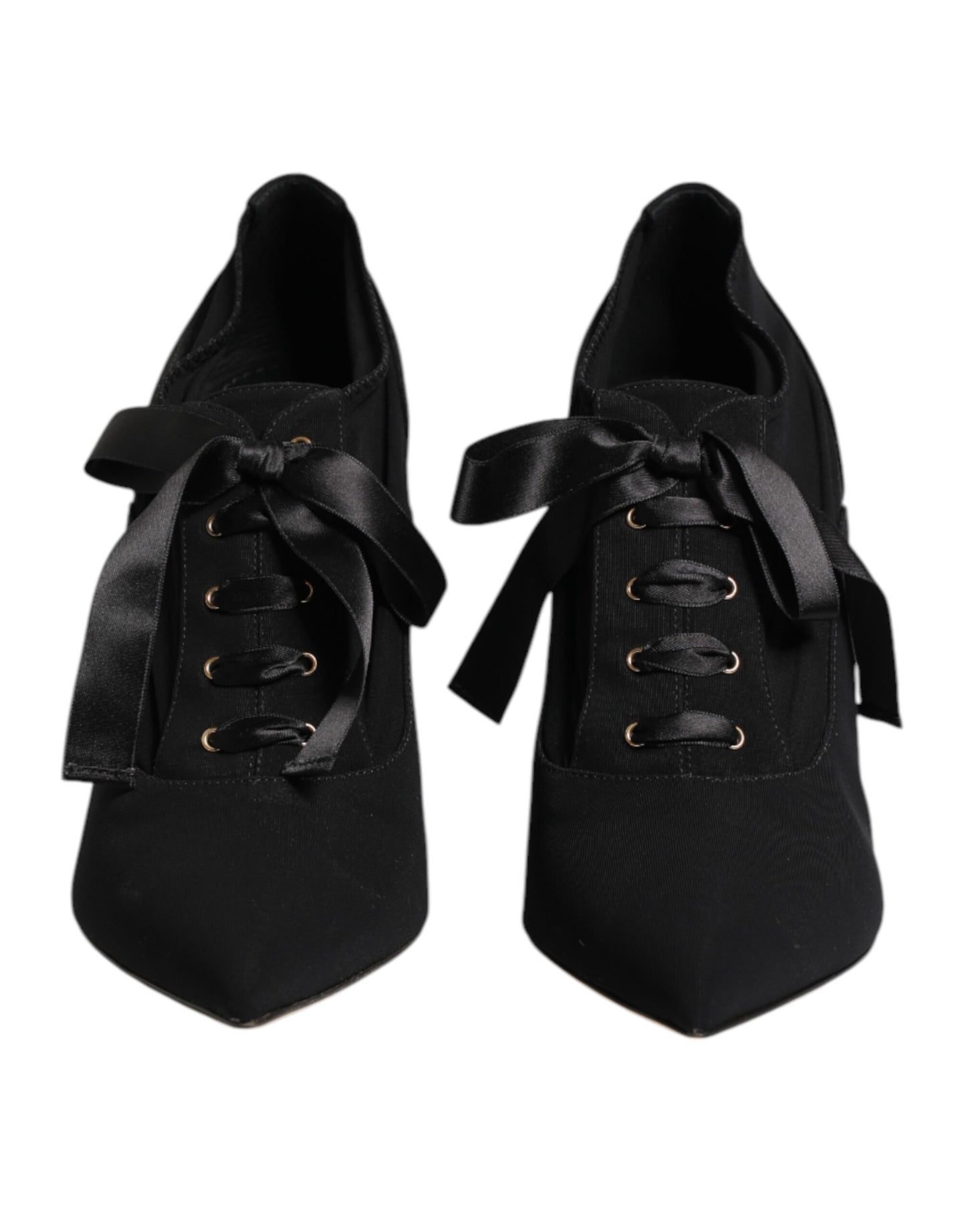 Schwarze Pumps mit Schnürung und Stilettoabsatz