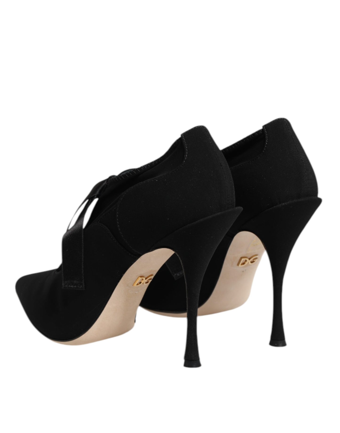 Schwarze Pumps mit Schnürung und Stilettoabsatz