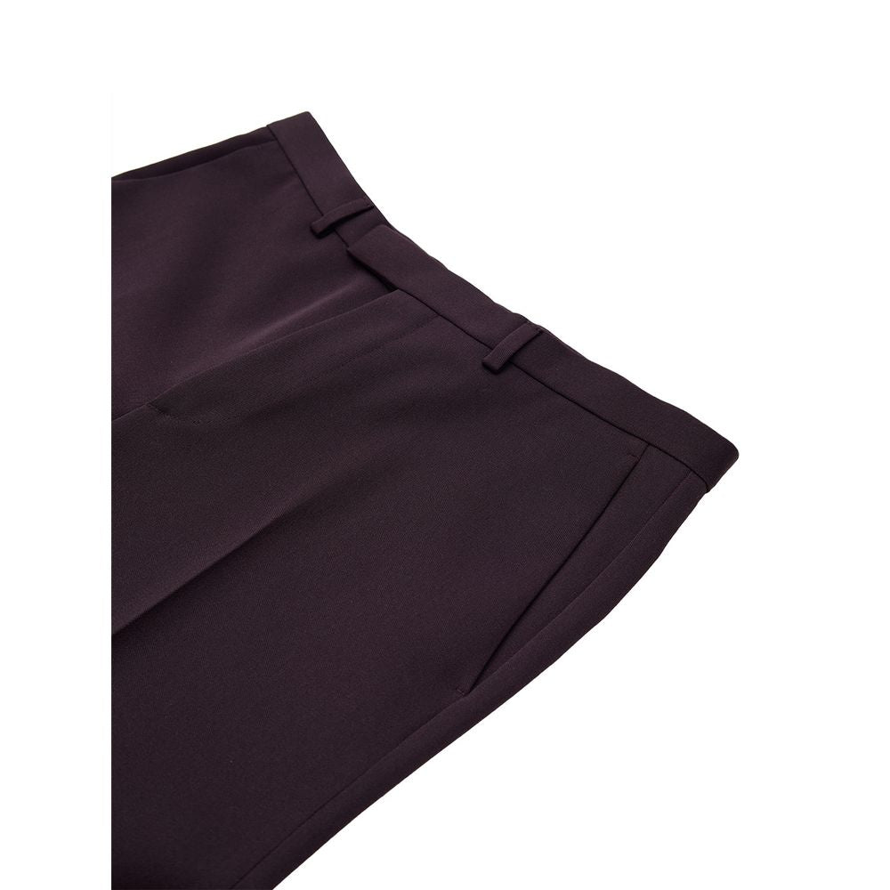 Bordeauxfarbene Wolljeans