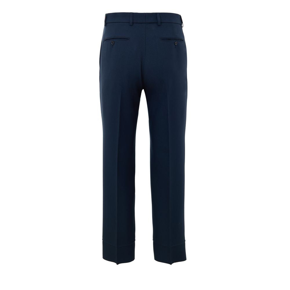 Blaue Baumwolljeans