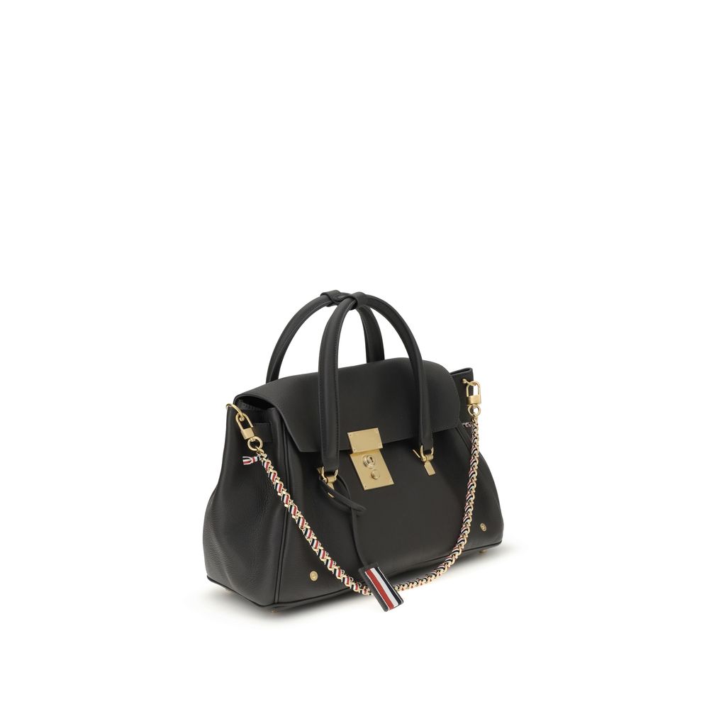 Frau Thoms Handtasche