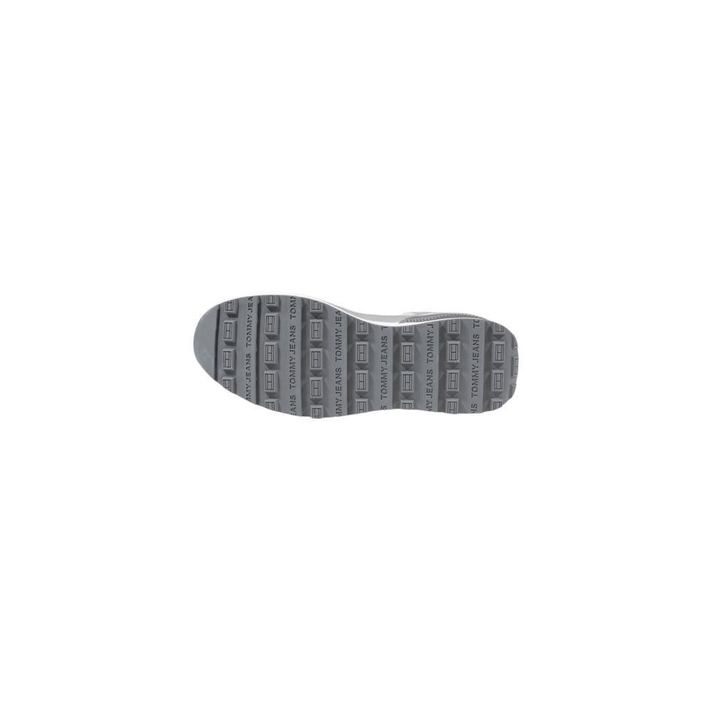 Grauer Wildleder-Sneaker
