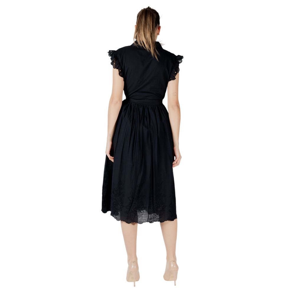 Schwarzes Midikleid aus Baumwolle
