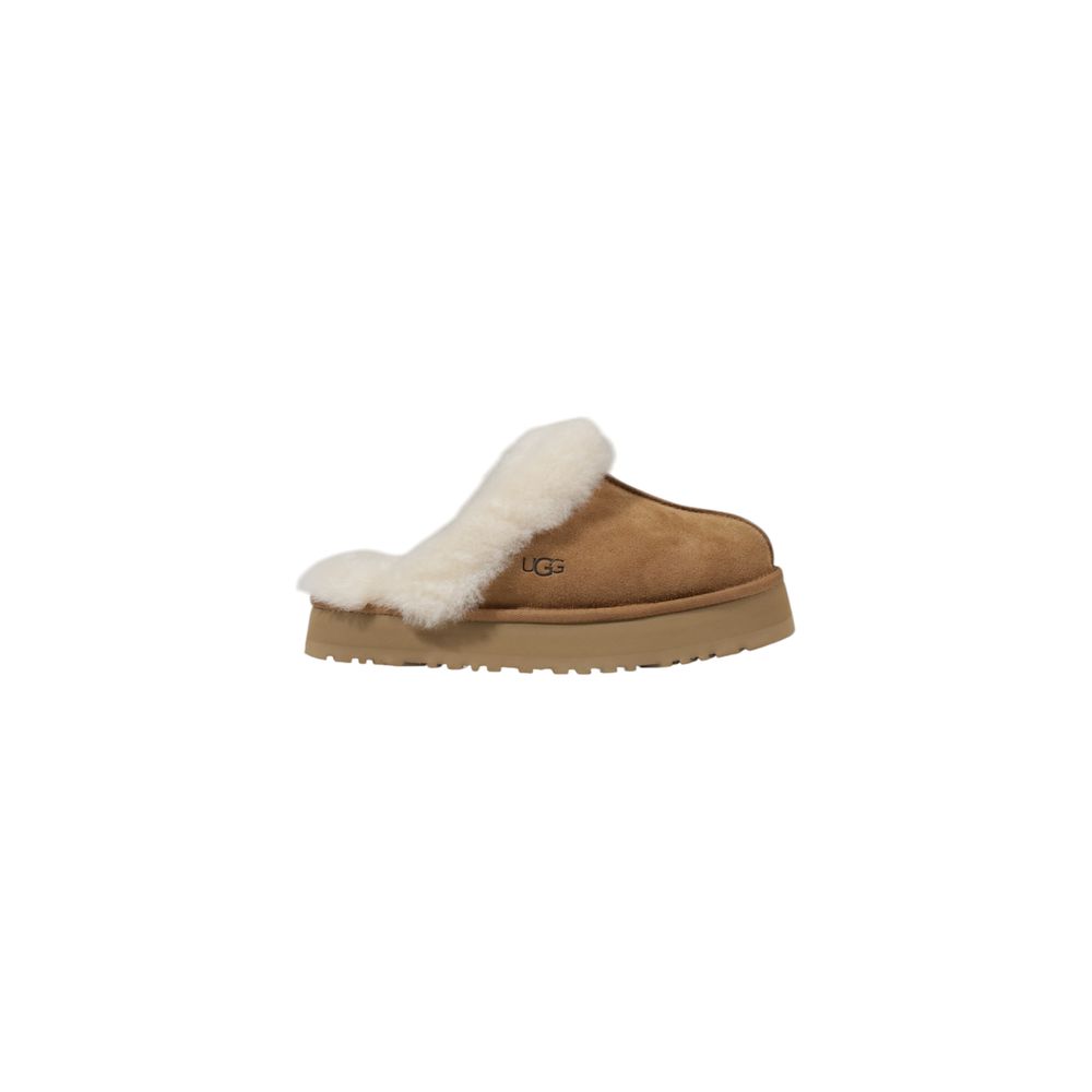 Pantufla de ante color beige