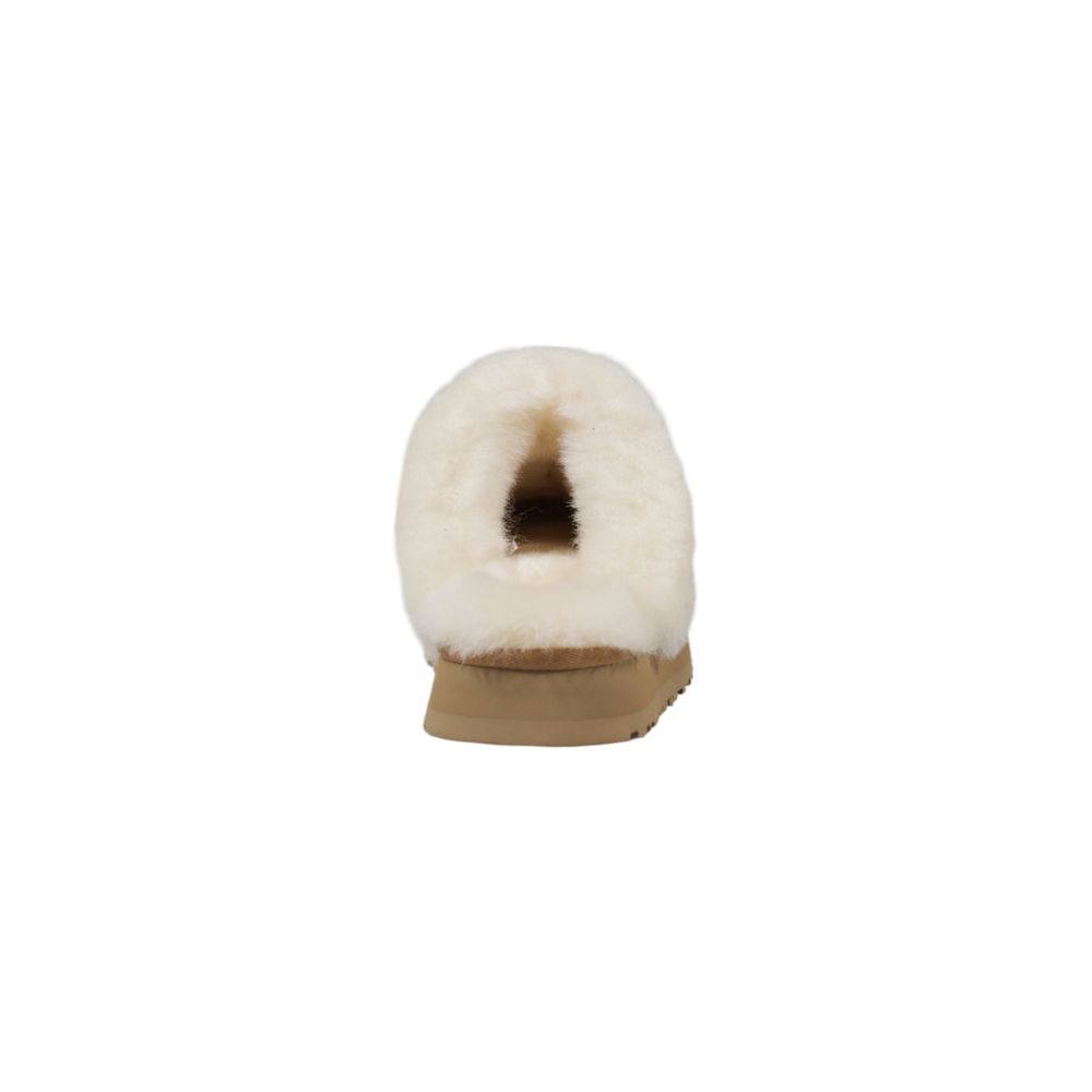Pantufla de ante color beige