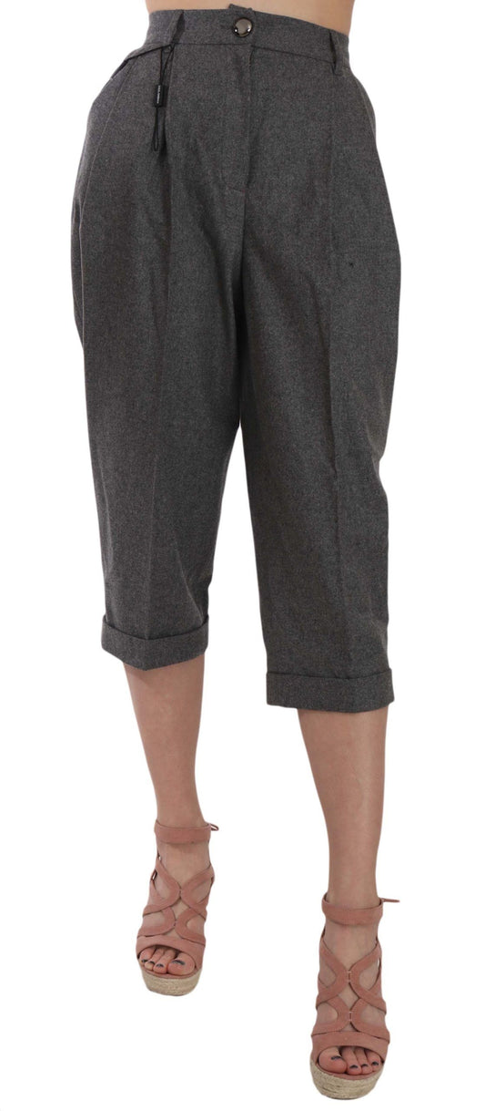 Kurze Wollhose mit Bundfalten