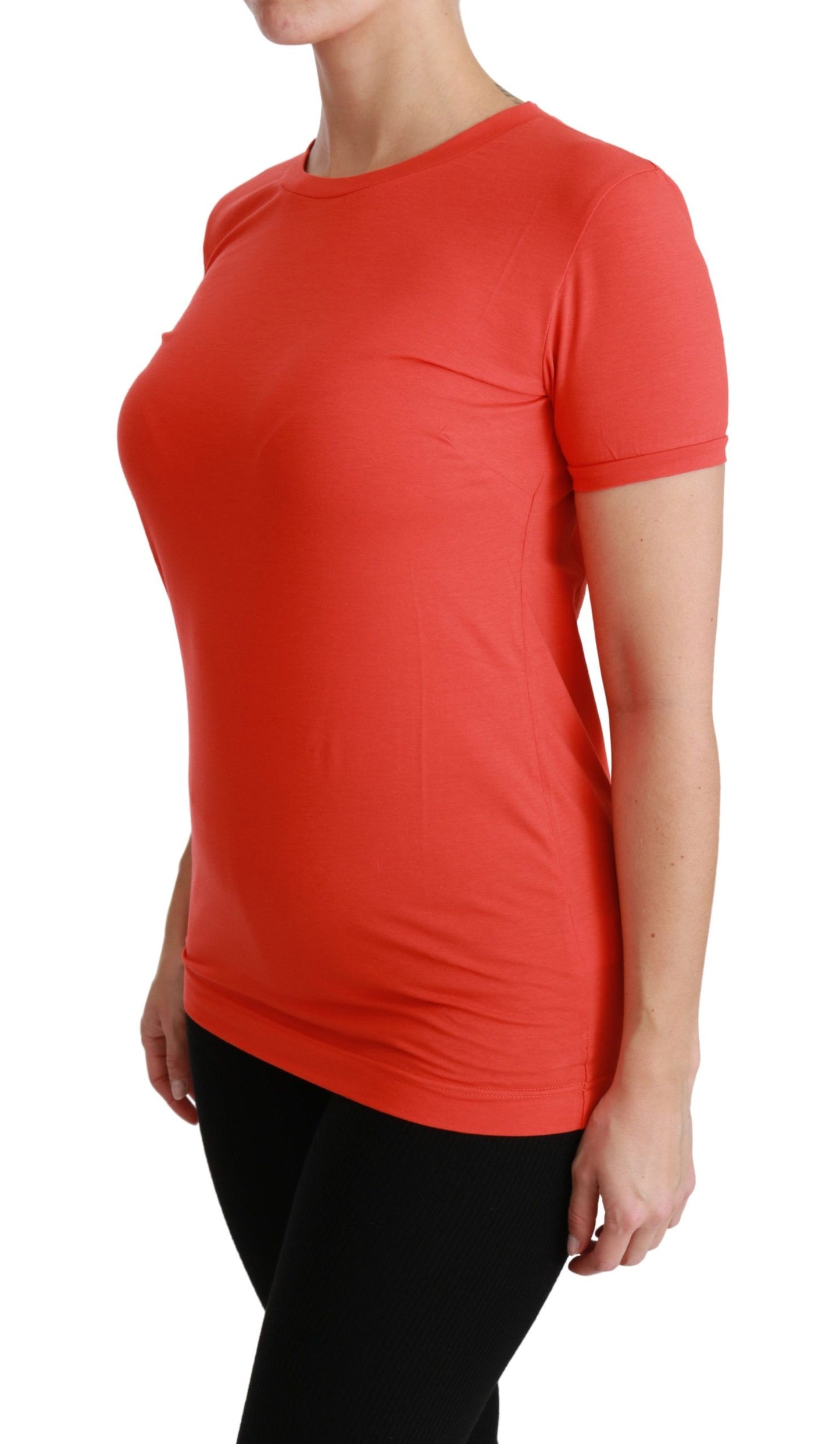 Rotes T-Shirt mit Rundhalsausschnitt und kurzen Ärmeln aus Baumwolle