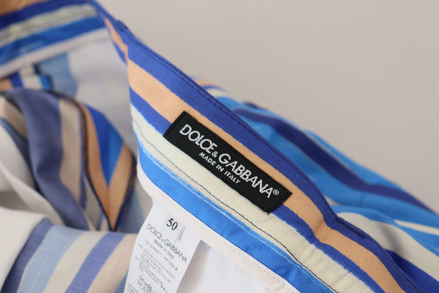 Blau gestreifte schmale Hose aus Seide und Baumwolle