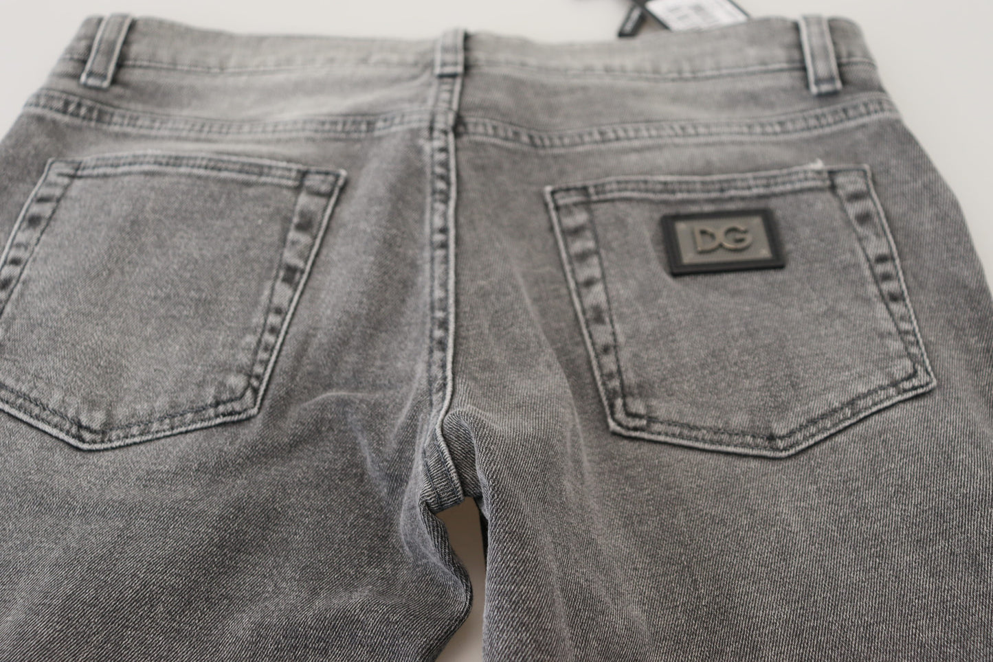 Graue Skinny-Jeans aus verwaschener Baumwolle