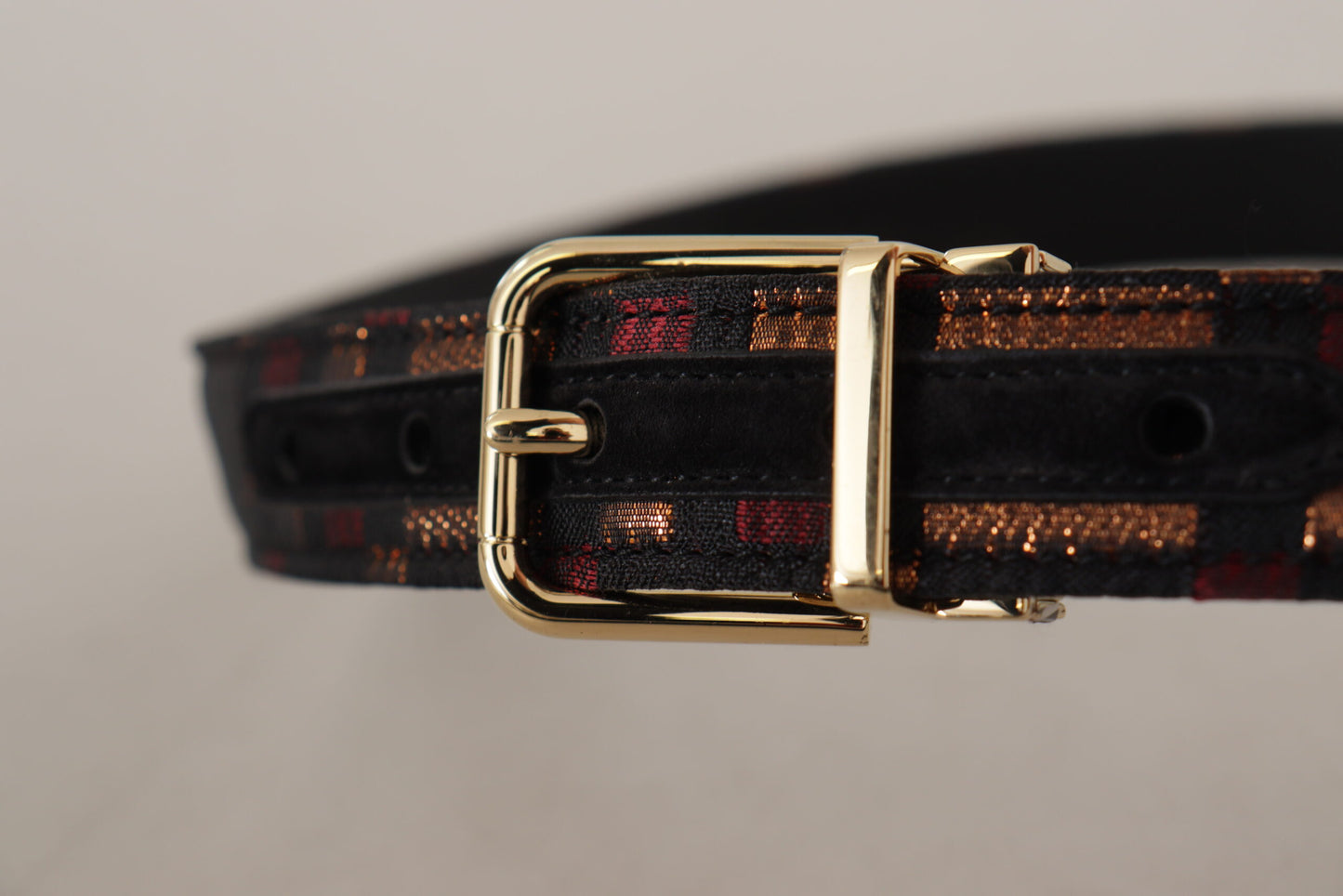 Mehrfarbiger Ledergürtel aus Jacquard mit goldener Metallschnalle