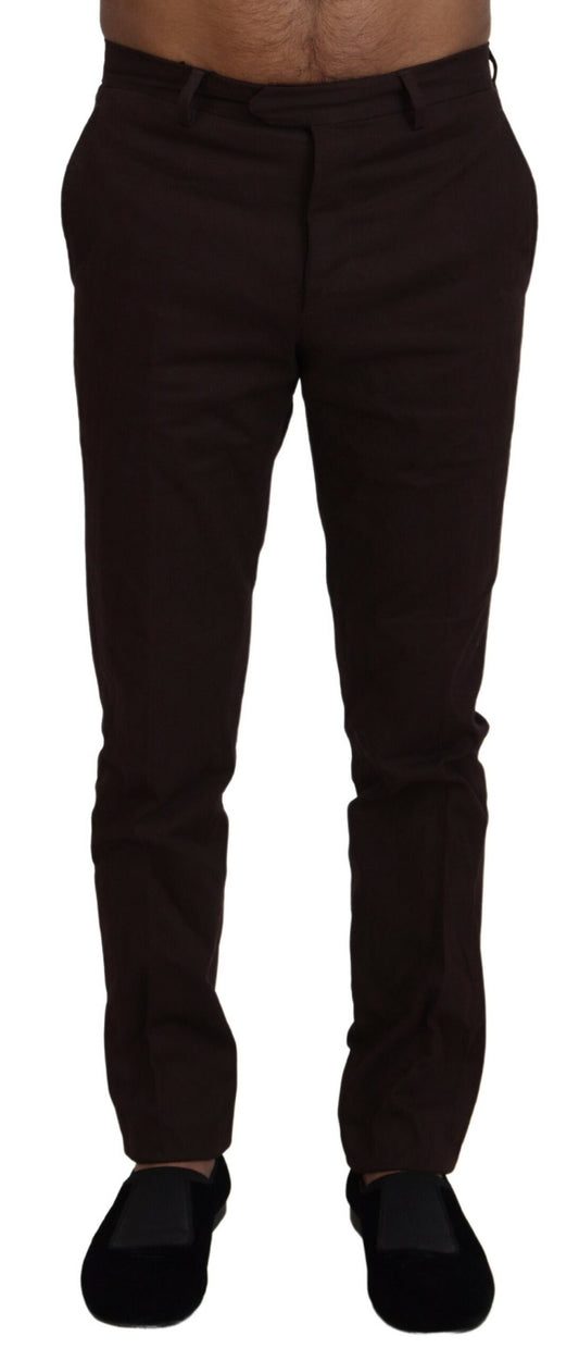 Braune, schmal zulaufende Herrenhose aus Baumwolle