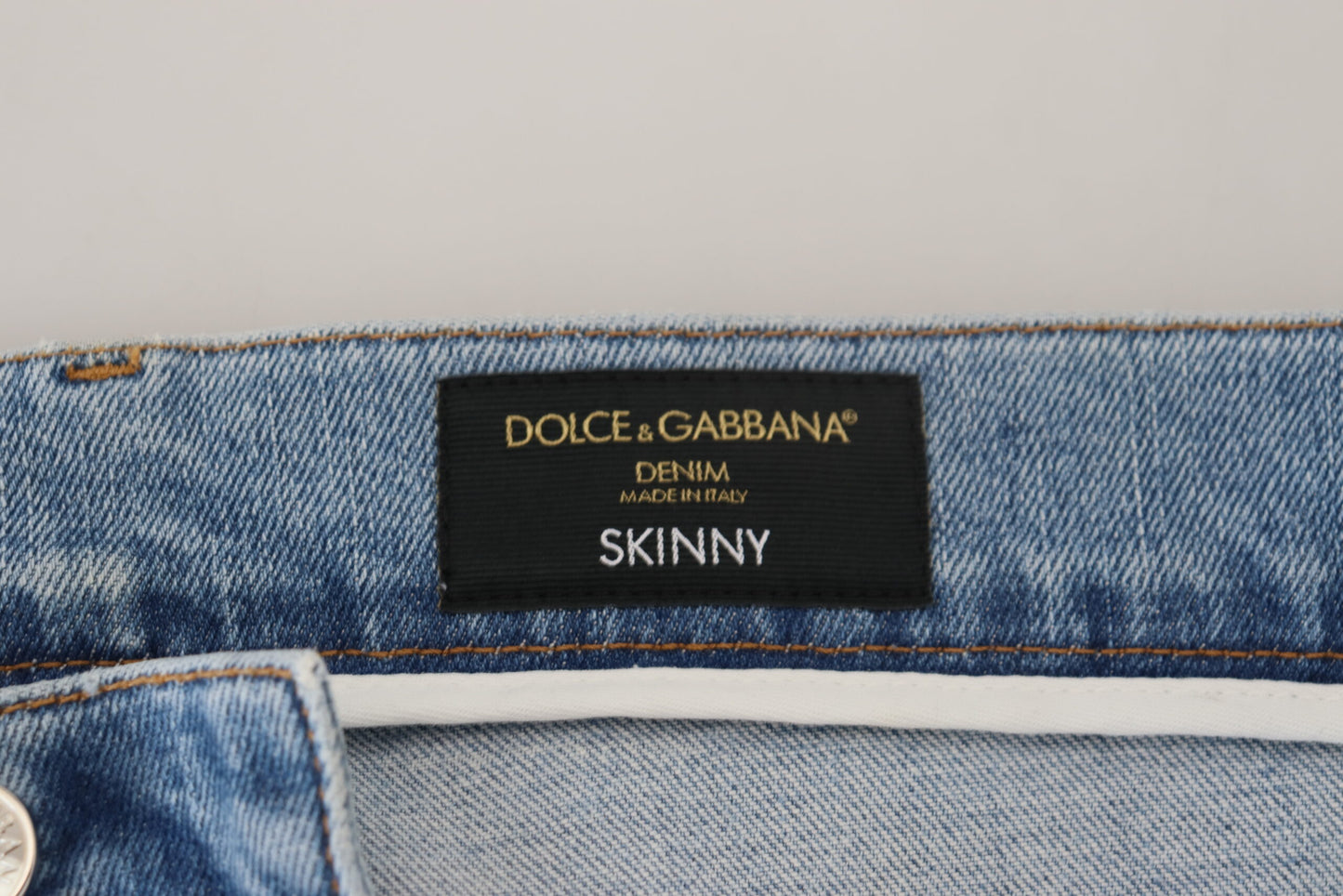 Slim Fit Jeans aus Baumwolldenim in blauer Waschung