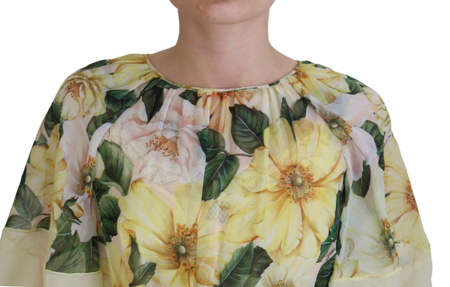 Mehrfarbiges langes Maxikleid aus Seide mit Blumendruck