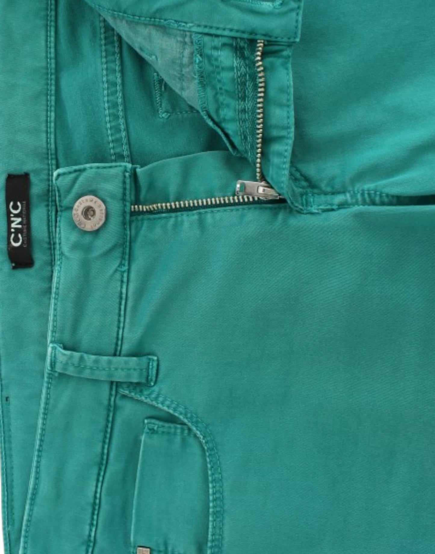 Grüne Jeans mit geradem Bein