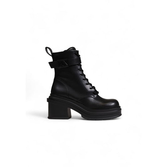 Schwarzer Polyesterstiefel