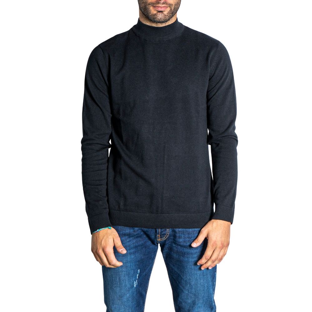 Black Cotton Sportswear