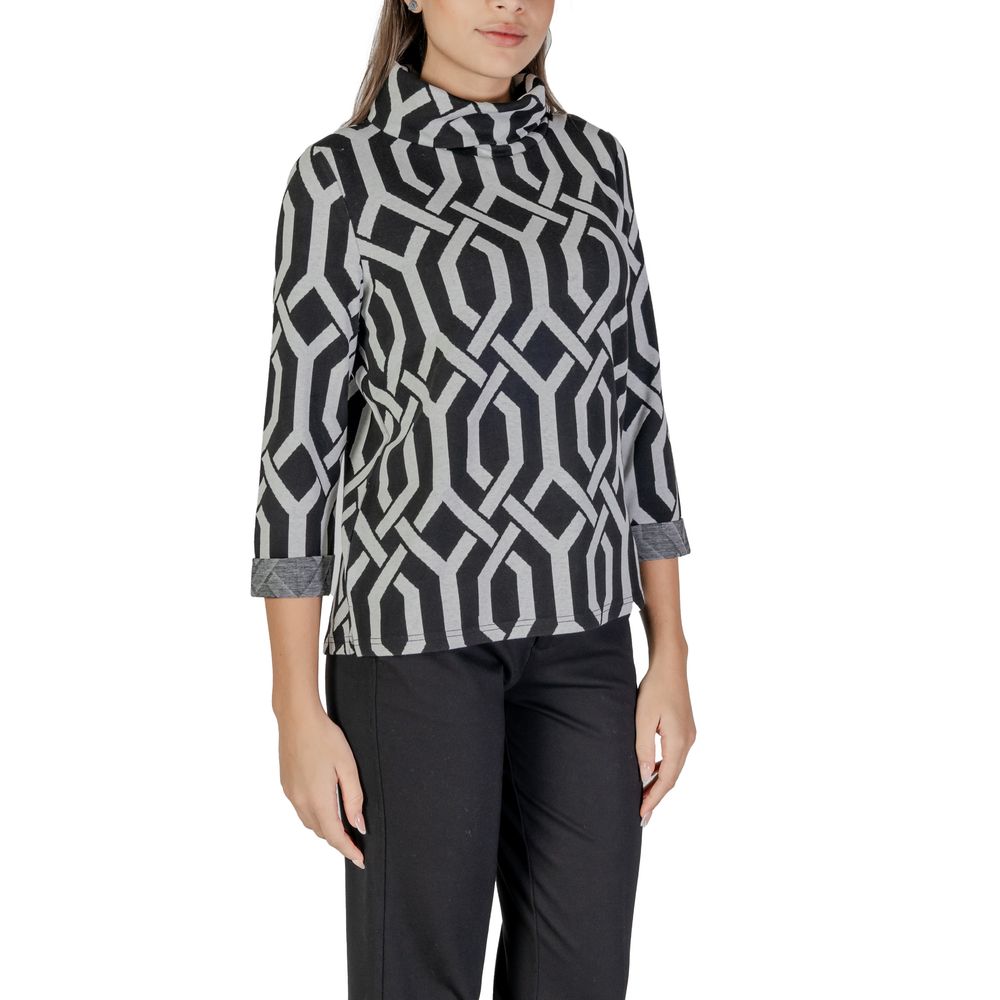 Schwarzer Polyesterpullover