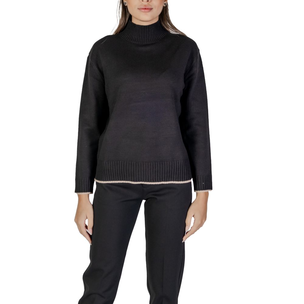 Schwarzer Polyesterpullover