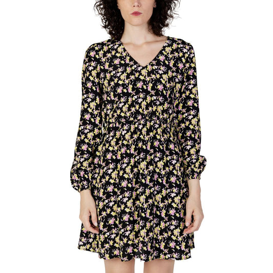 Black Viscose Short