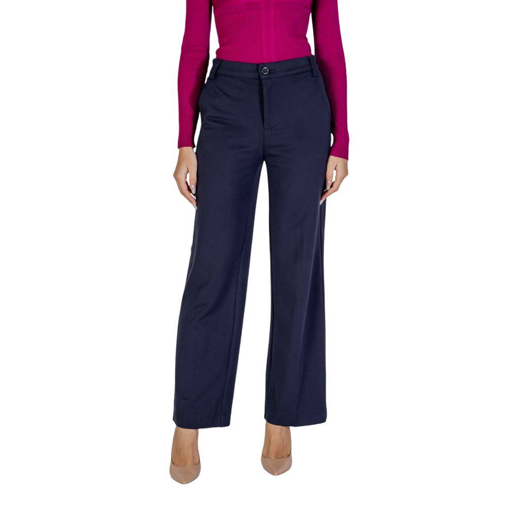Blaue Viskosehose