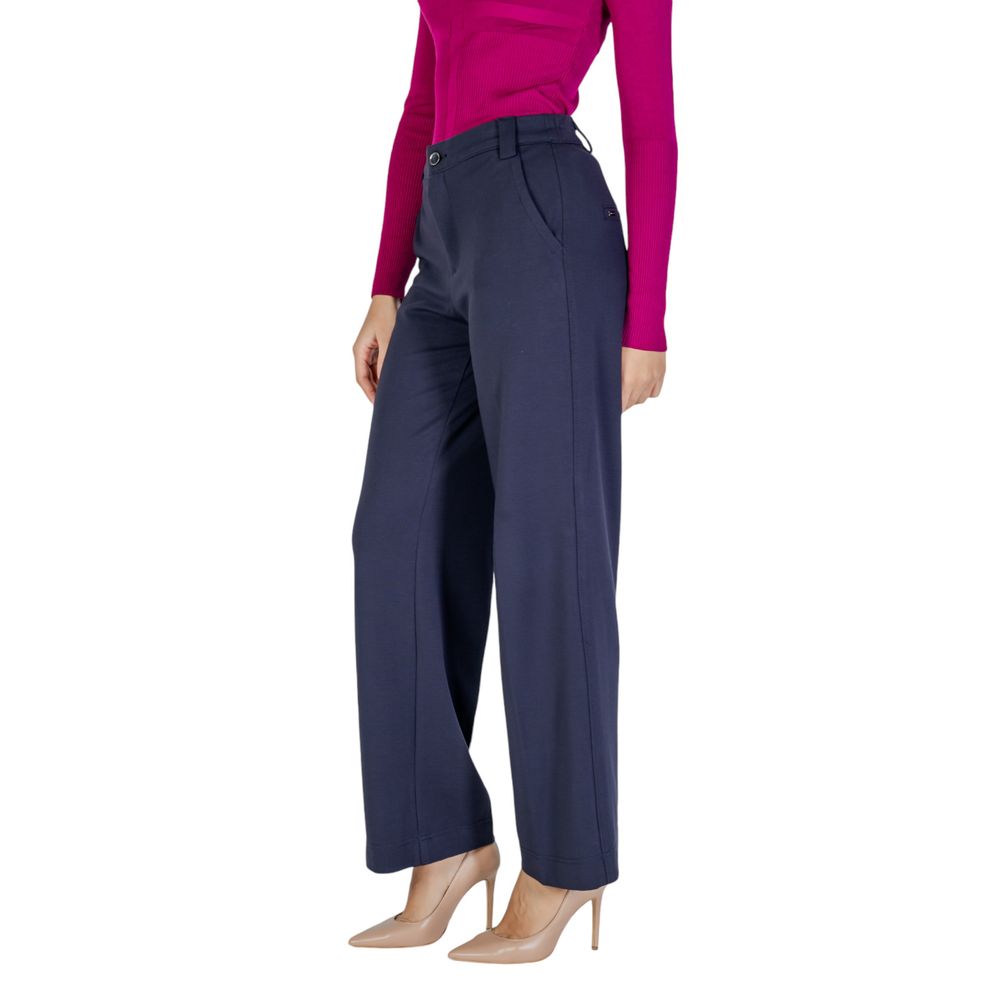 Blaue Viskosehose