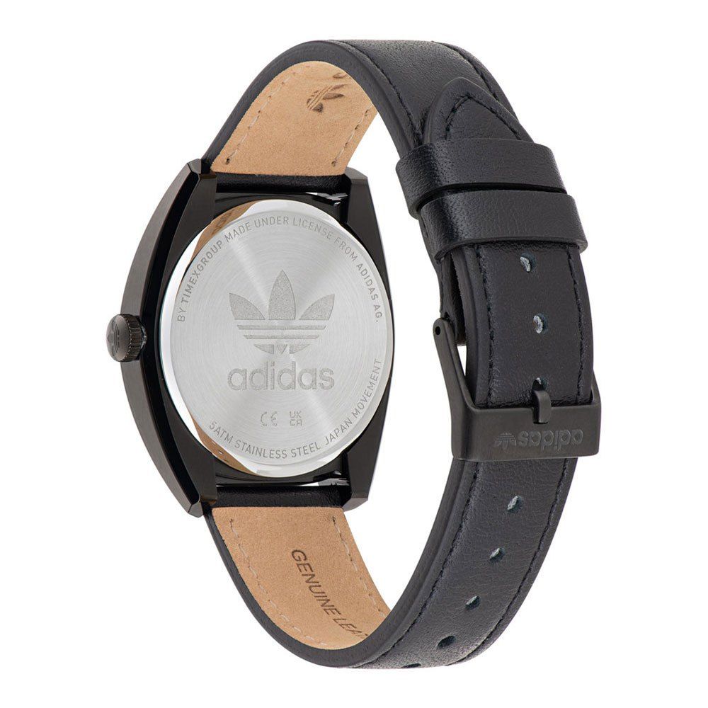 Schwarze Lederuhr
