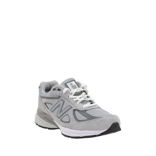 990 Sneakers