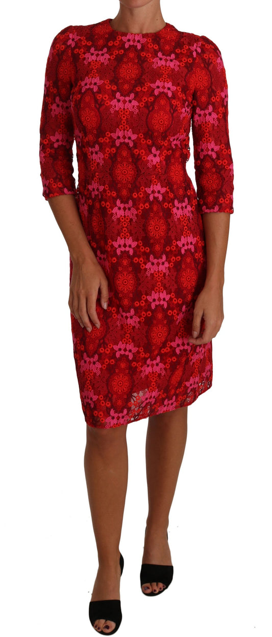 Etuikleid mit floraler Häkelspitze in Rot und Rosa