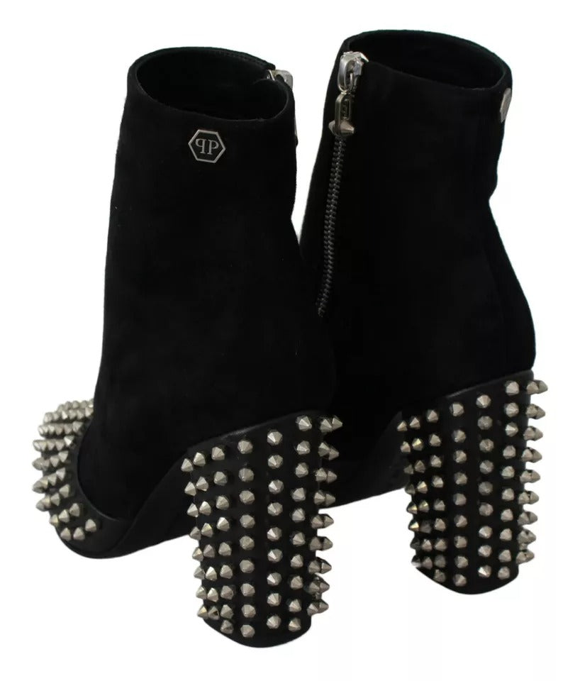 Schwarze Wildleder-Stiefeletten mit Nieten