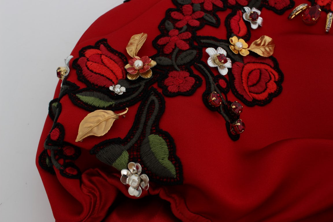 Rote Shorts aus Seide mit Kristallrosen 