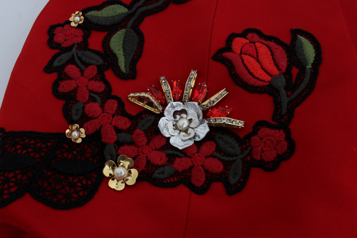 Rote Shorts aus Seide mit Kristallrosen 