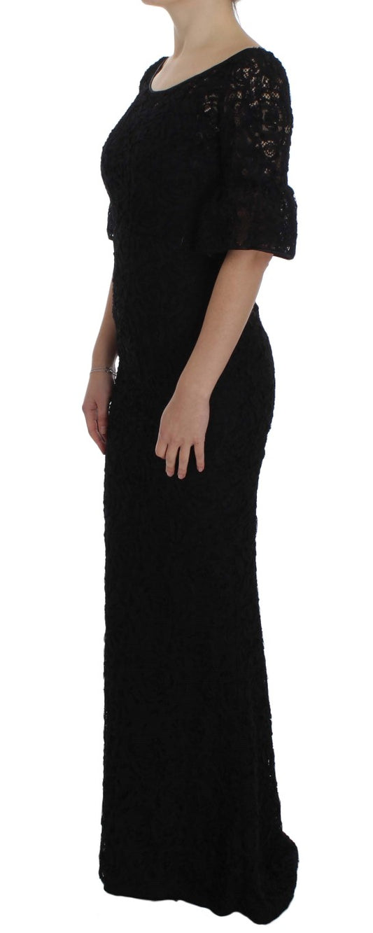 Schwarzes, langes, figurbetontes Maxikleid aus geblümter Spitze