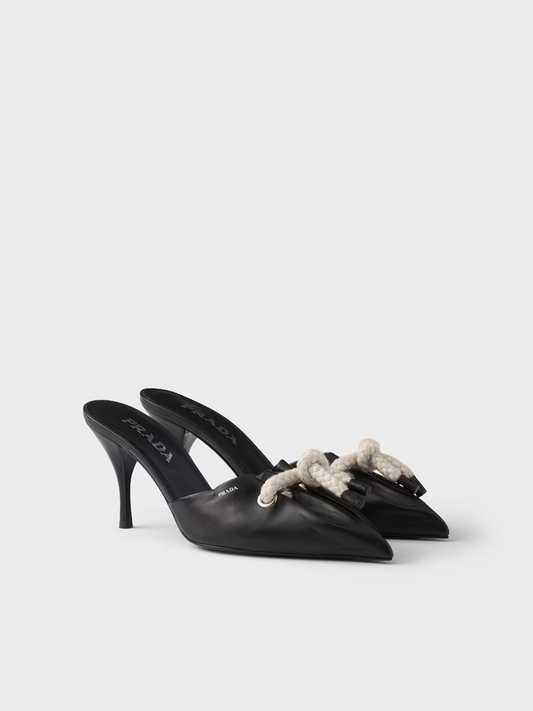 Schwarze Sandalen aus Nappaleder mit Seildetail
