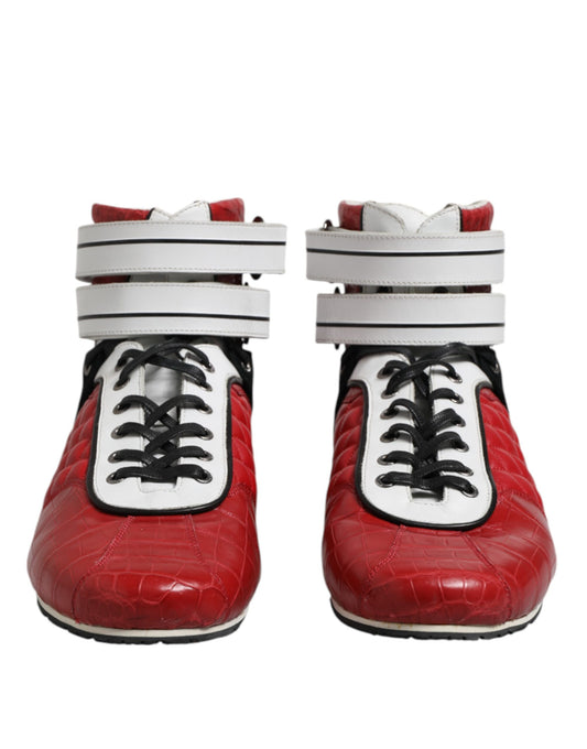 Rote gesteppte Leder-Schnürschuhe