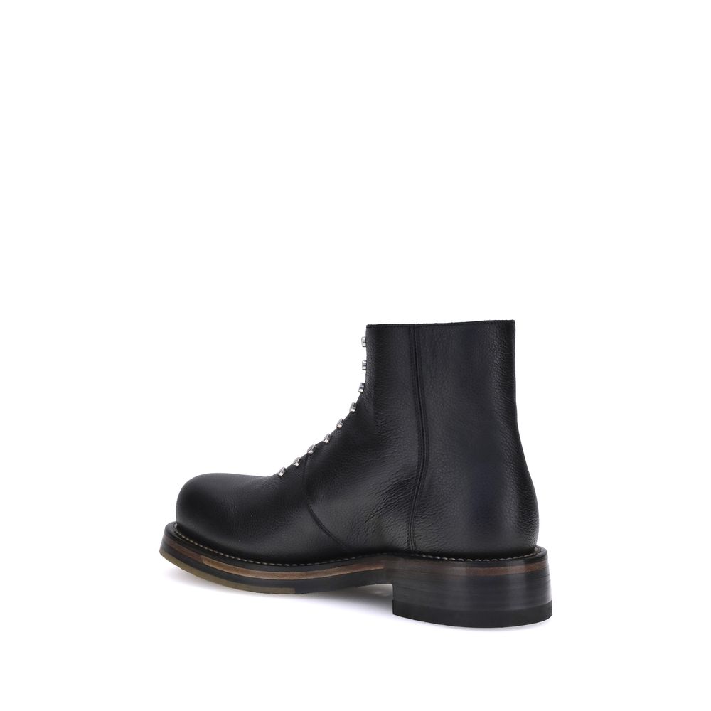 Stiefeletten aus Leder mit Nieten