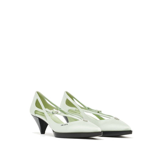 Satin-Pumps mit Cut-Outs