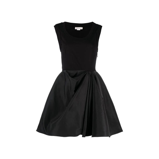Gerafftes Minikleid