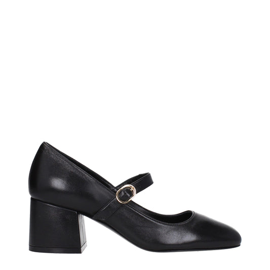 Black Leather Mid Heel Pumps