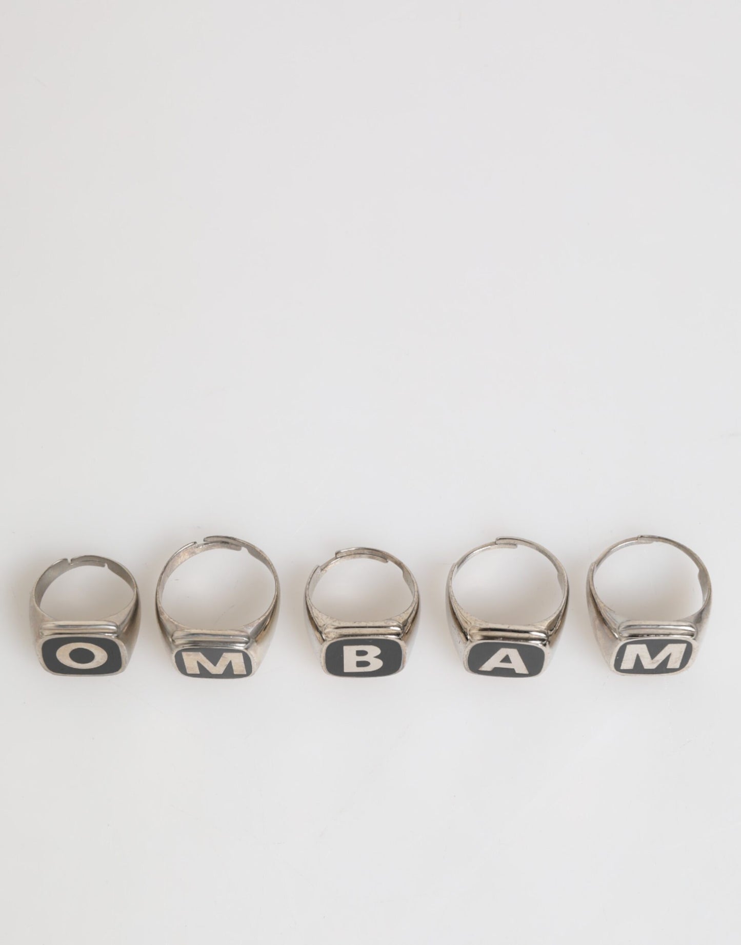 Silberfarbenes Messing-Schriftzug-Set, 5-teilig, verstellbarer Ring