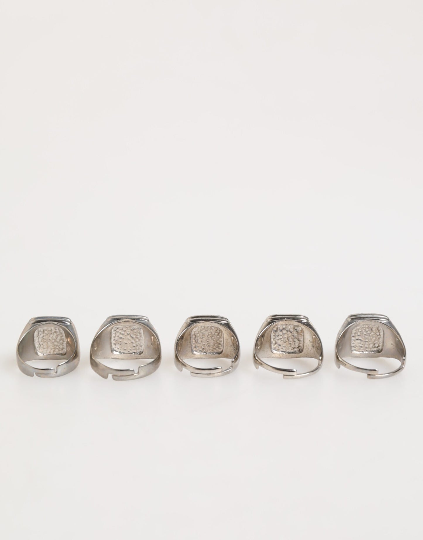 Silberfarbenes Messing-Schriftzug-Set, 5-teilig, verstellbarer Ring