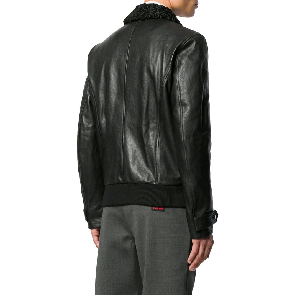 Schwarze Lammfelljacke