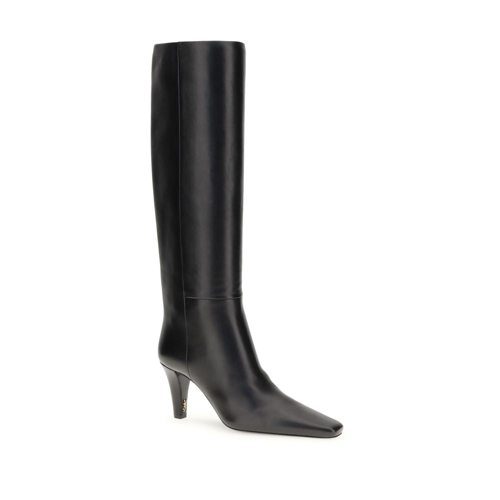 Hohe Lederstiefel