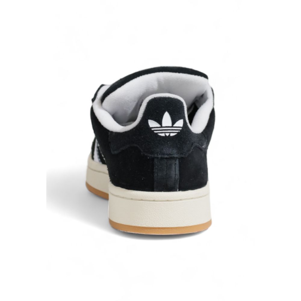 Schwarzer Wildleder-Sneaker